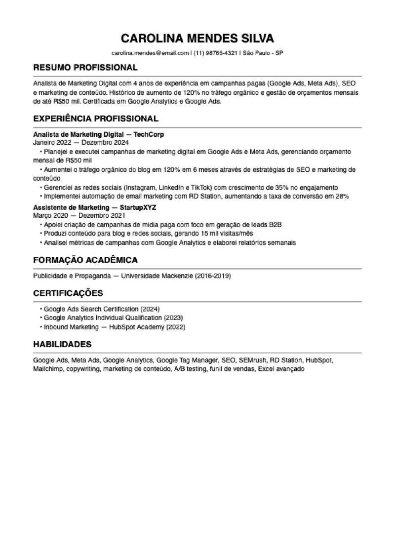 Currículo de marketing depois da otimização — formato limpo, métricas e palavras-chave da vaga